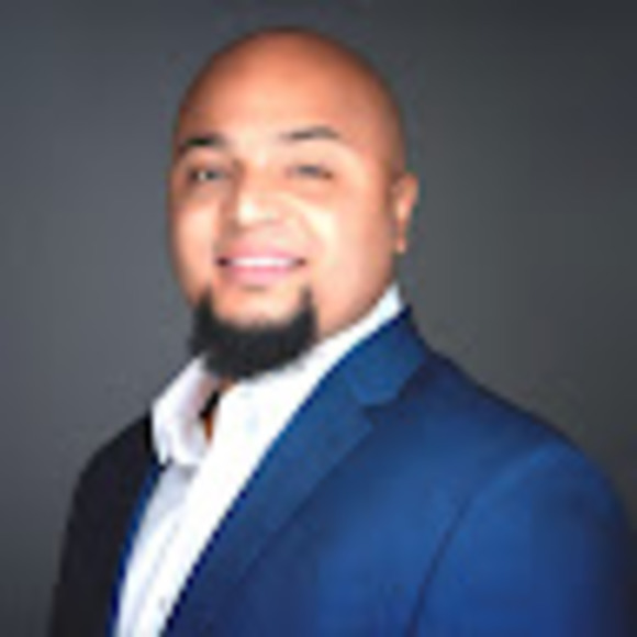 Meet your Posher, Carlos - Picture 1 of 1